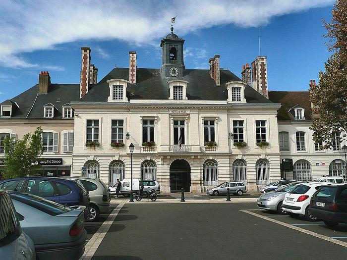 Châteaudun - Immobilier - CENTURY 21  Doussain Philippon Immobilier - hôtel_de_ville