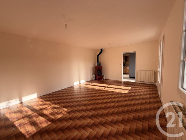 maison à louer - 3 pièces - 92.7 m2 - CHATEAUDUN - 28 - CENTRE - Century 21 Doussain Philippon Immobilier