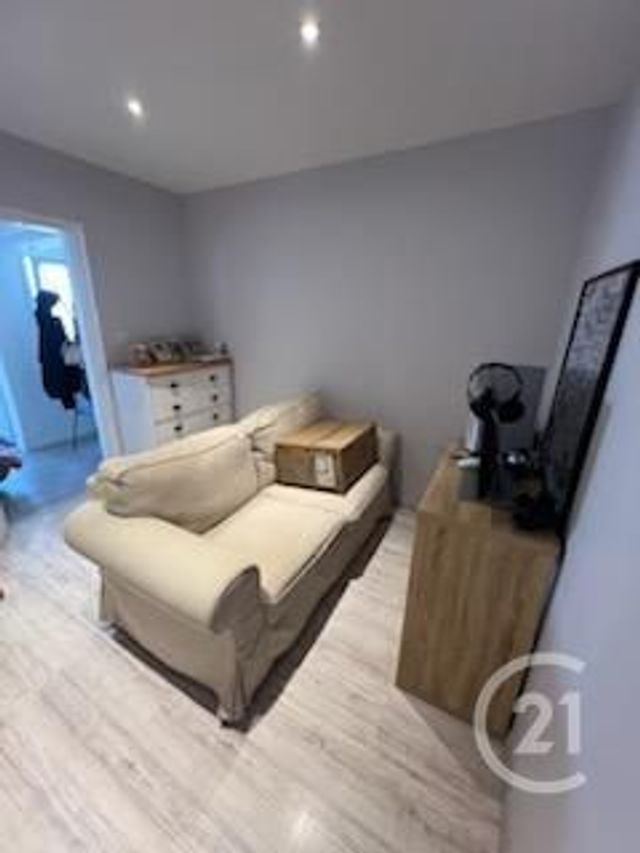 maison à louer - 3 pièces - 67.12 m2 - CHATEAUDUN - 28 - CENTRE - Century 21 Doussain Philippon Immobilier