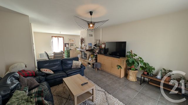 maison à louer - 4 pièces - 82.27 m2 - CHATEAUDUN - 28 - CENTRE - Century 21 Doussain Philippon Immobilier