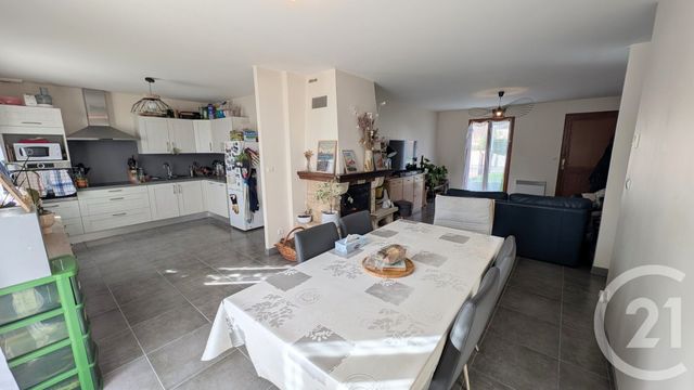 maison à louer - 4 pièces - 82.27 m2 - CHATEAUDUN - 28 - CENTRE - Century 21 Doussain Philippon Immobilier