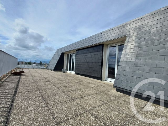Appartement F5 à vendre - 5 pièces - 137.6 m2 - CHATEAUDUN - 28 - CENTRE - Century 21 Doussain Philippon Immobilier