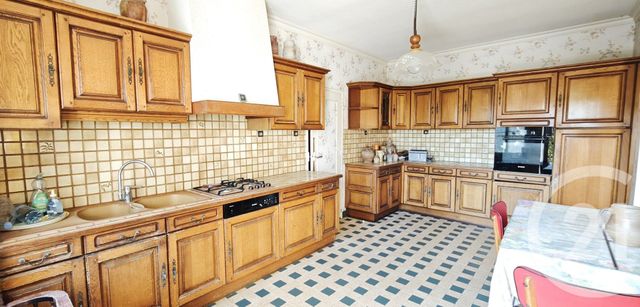 maison à vendre - 7 pièces - 163.02 m2 - CLOYES SUR LE LOIR - 28 - CENTRE - Century 21 Doussain Philippon Immobilier