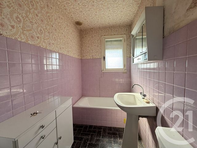 maison à vendre - 7 pièces - 163.02 m2 - CLOYES SUR LE LOIR - 28 - CENTRE - Century 21 Doussain Philippon Immobilier