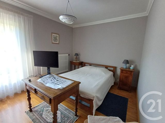 maison à vendre - 7 pièces - 203.3 m2 - CHATEAUDUN - 28 - CENTRE - Century 21 Doussain Philippon Immobilier