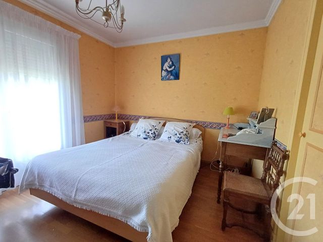 maison à vendre - 7 pièces - 203.3 m2 - CHATEAUDUN - 28 - CENTRE - Century 21 Doussain Philippon Immobilier