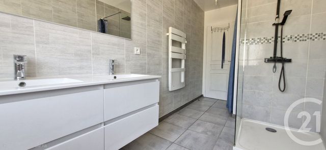 maison à vendre - 5 pièces - 91.0 m2 - CHATEAUDUN - 28 - CENTRE - Century 21 Doussain Philippon Immobilier