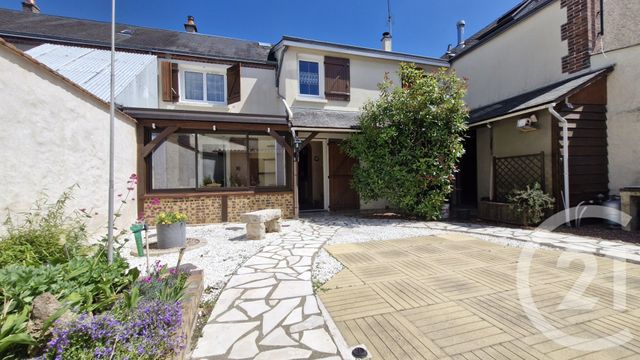 maison à vendre - 6 pièces - 144.6 m2 - CHATEAUDUN - 28 - CENTRE - Century 21 Doussain Philippon Immobilier