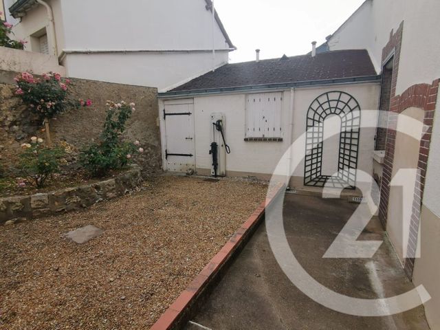 maison à louer - 5 pièces - 150.0 m2 - BONNEVAL - 28 - CENTRE - Century 21 Doussain Philippon Immobilier