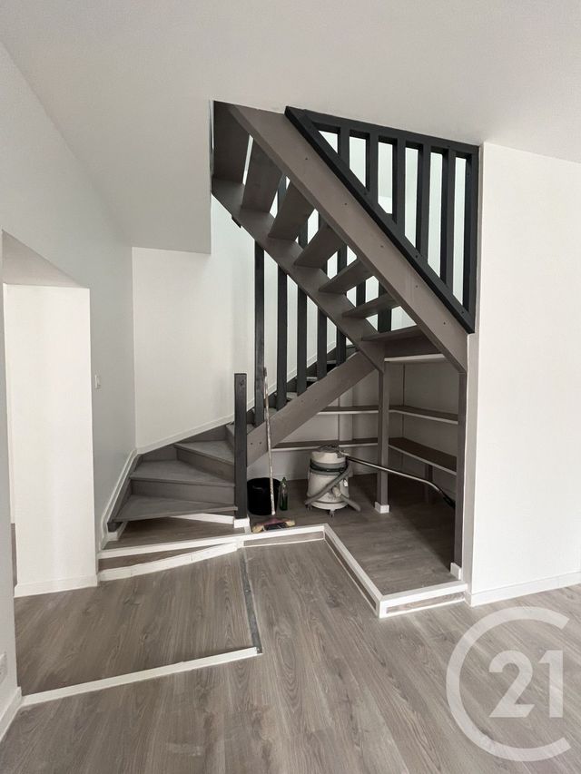 Appartement à louer - 3 pièces - 75.17 m2 - BONNEVAL - 28 - CENTRE - Century 21 Doussain Philippon Immobilier