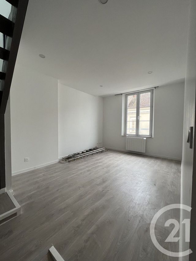 Appartement à louer - 3 pièces - 75.17 m2 - BONNEVAL - 28 - CENTRE - Century 21 Doussain Philippon Immobilier