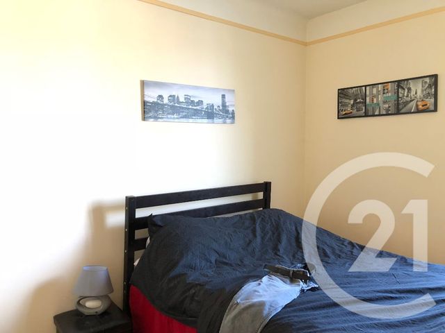 Appartement à louer - 3 pièces - 51.89 m2 - CHATEAUDUN - 28 - CENTRE - Century 21 Doussain Philippon Immobilier