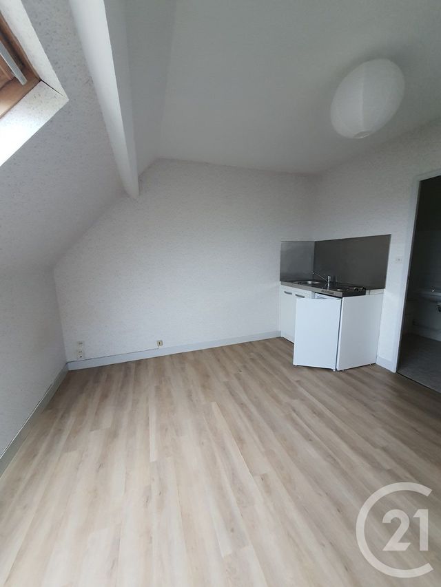 Appartement F1 à louer - 1 pièce - 16.72 m2 - CHATEAUDUN - 28 - CENTRE - Century 21 Doussain Philippon Immobilier