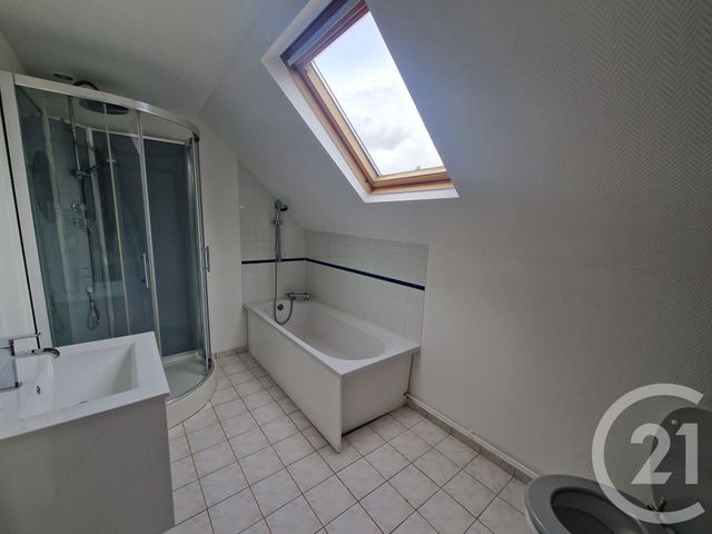 Appartement à louer - 4 pièces - 60.29 m2 - SANCHEVILLE - 28 - CENTRE - Century 21 Doussain Philippon Immobilier