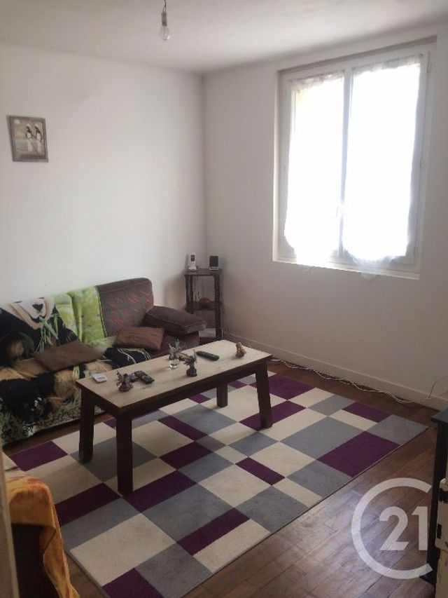 maison à louer - 6 pièces - 116.9 m2 - CLOYES SUR LE LOIR - 28 - CENTRE - Century 21 Doussain Philippon Immobilier