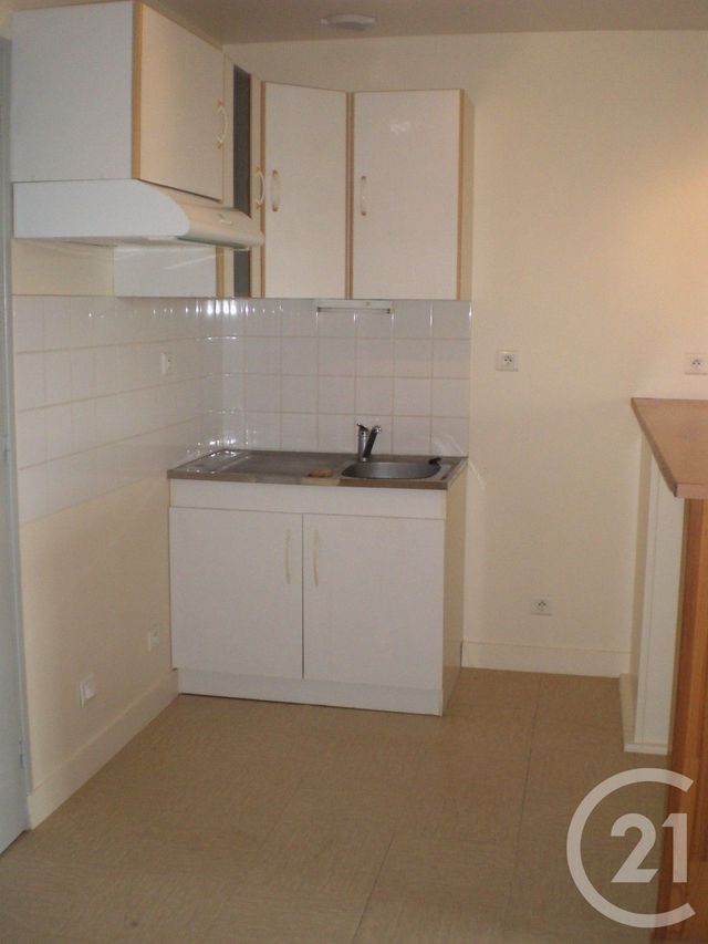 Appartement F3 à louer - 3 pièces - 40.21 m2 - DANGEAU - 28 - CENTRE - Century 21 Doussain Philippon Immobilier