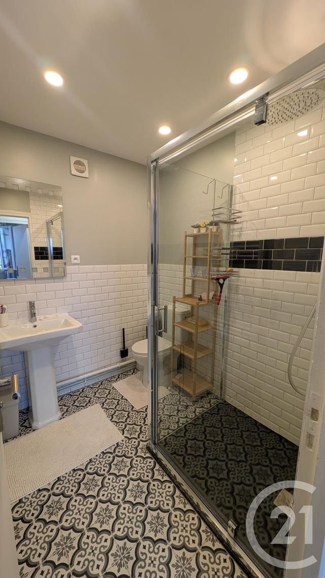 maison à louer - 3 pièces - 64.22 m2 - COMMUNE NOUVELLE D ARROU - 28 - CENTRE - Century 21 Doussain Philippon Immobilier