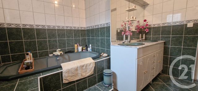 maison à vendre - 5 pièces - 153.98 m2 - CHATEAUDUN - 28 - CENTRE - Century 21 Doussain Philippon Immobilier