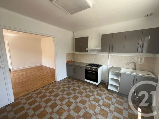 maison à louer - 2 pièces - 45.0 m2 - CLOYES LES TROIS RIVIERES - 28 - CENTRE - Century 21 Doussain Philippon Immobilier