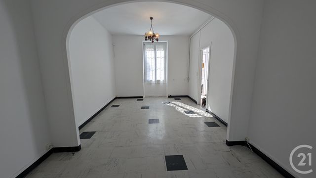 Appartement F2 à louer - 2 pièces - 52.64 m2 - CHATEAUDUN - 28 - CENTRE - Century 21 Doussain Philippon Immobilier