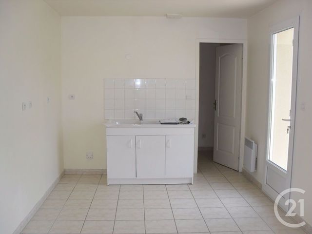 maison à louer - 3 pièces - 72.74 m2 - CHATEAUDUN - 28 - CENTRE - Century 21 Doussain Philippon Immobilier