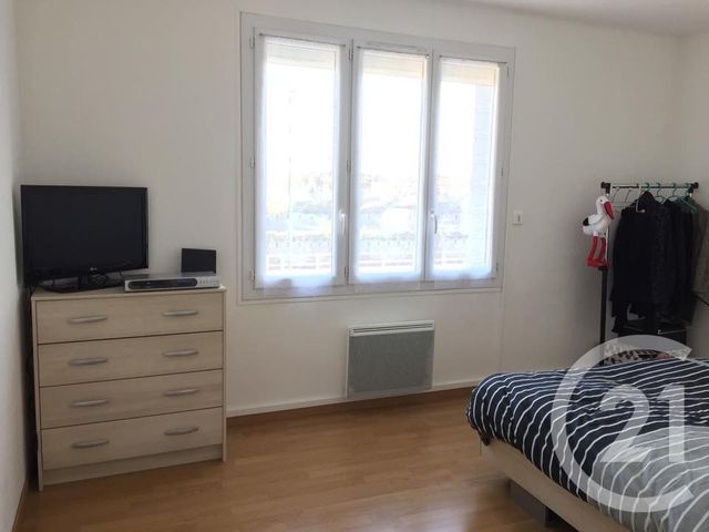 Appartement à louer - 3 pièces - 79.36 m2 - JALLANS - 28 - CENTRE - Century 21 Doussain Philippon Immobilier