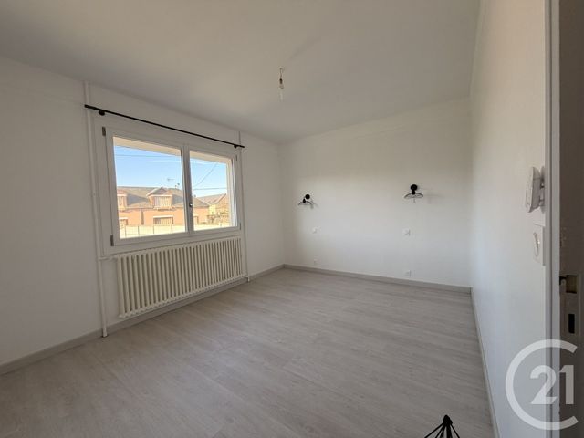 maison à louer - 10 pièces - 189.85 m2 - PRE ST MARTIN - 28 - CENTRE - Century 21 Doussain Philippon Immobilier