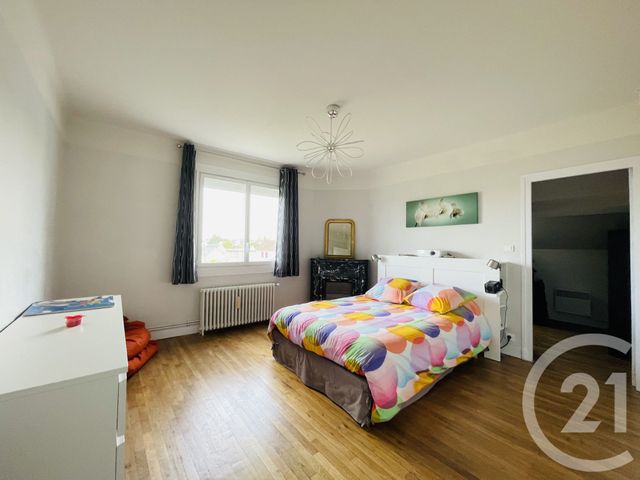 maison à vendre - 7 pièces - 201.73 m2 - CHATEAUDUN - 28 - CENTRE - Century 21 Doussain Philippon Immobilier