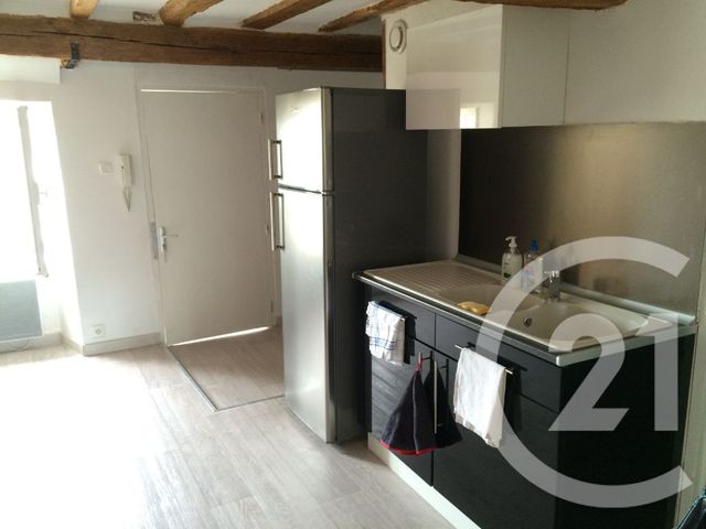 Appartement à louer - 2 pièces - 50.6 m2 - CHATEAUDUN - 28 - CENTRE - Century 21 Doussain Philippon Immobilier
