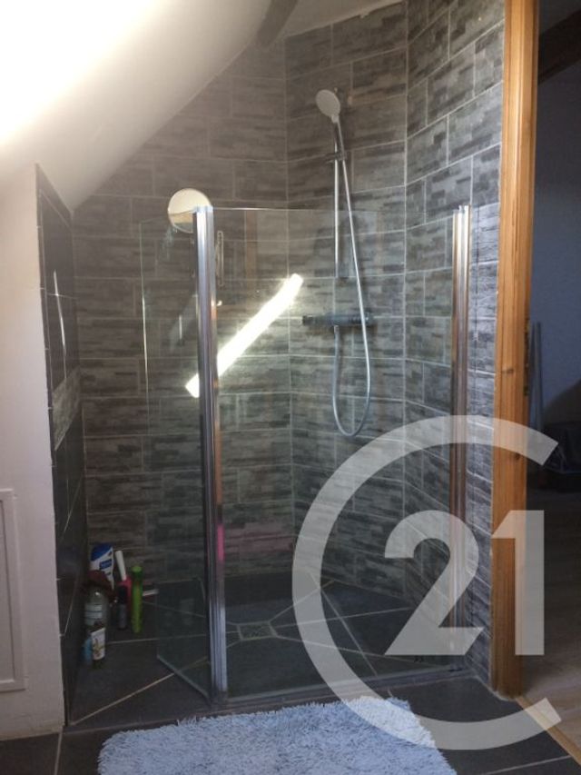 Appartement à louer - 2 pièces - 50.6 m2 - CHATEAUDUN - 28 - CENTRE - Century 21 Doussain Philippon Immobilier