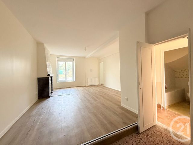 Appartement F2 à louer - 2 pièces - 56.02 m2 - CLOYES LES TROIS RIVIERES - 28 - CENTRE - Century 21 Doussain Philippon Immobilier