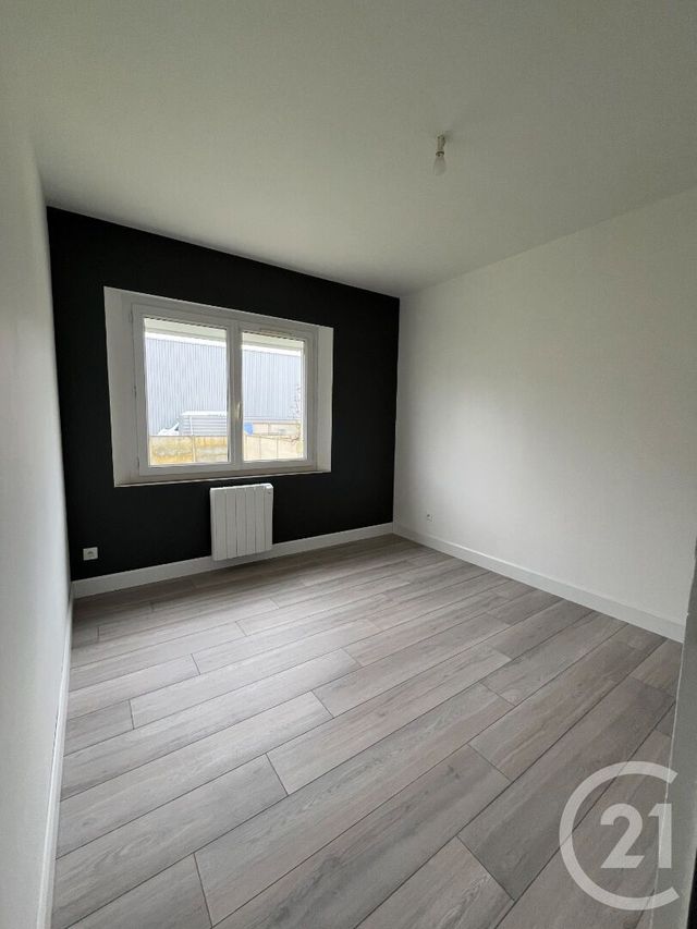 maison à louer - 4 pièces - 77.0 m2 - CHATEAUDUN - 28 - CENTRE - Century 21 Doussain Philippon Immobilier