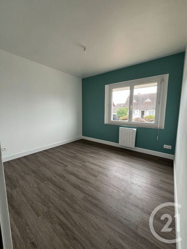 maison à louer - 4 pièces - 77.0 m2 - CHATEAUDUN - 28 - CENTRE - Century 21 Doussain Philippon Immobilier