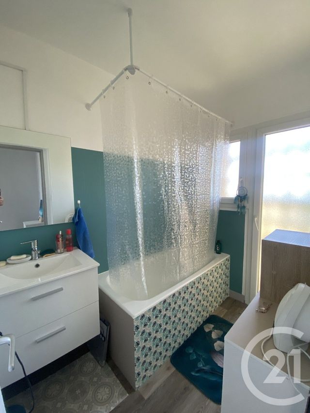 Appartement F3 à vendre - 3 pièces - 66.83 m2 - CHATEAUDUN - 28 - CENTRE - Century 21 Doussain Philippon Immobilier