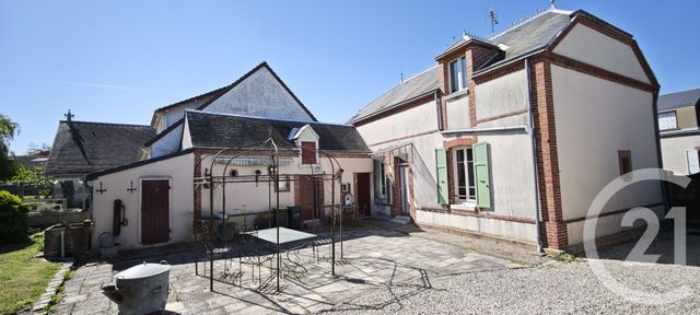 maison à vendre - 4 pièces - 135.61 m2 - LOGRON - 28 - CENTRE - Century 21 Doussain Philippon Immobilier