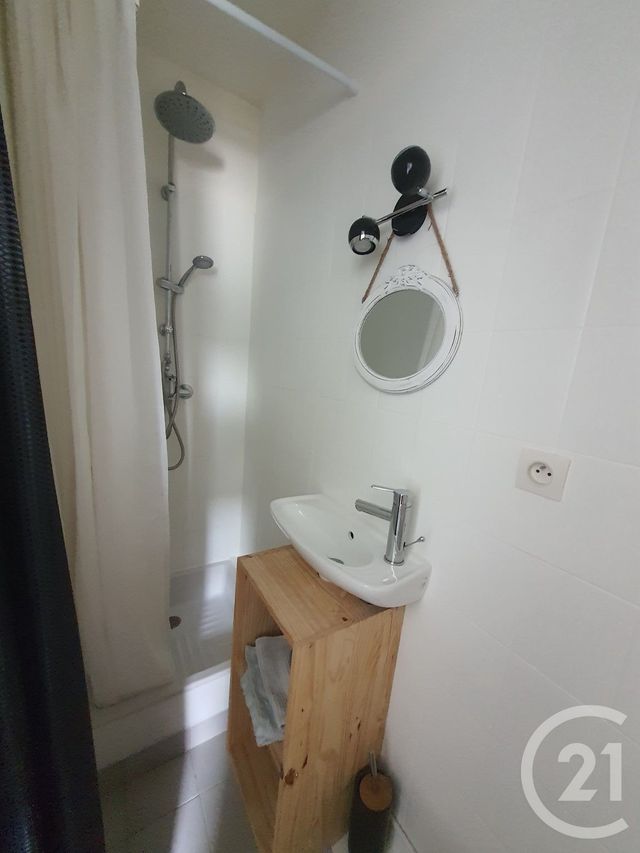 Appartement F2 à louer - 2 pièces - 17.35 m2 - CHATEAUDUN - 28 - CENTRE - Century 21 Doussain Philippon Immobilier