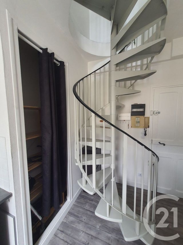Appartement F2 à louer - 2 pièces - 17.35 m2 - CHATEAUDUN - 28 - CENTRE - Century 21 Doussain Philippon Immobilier