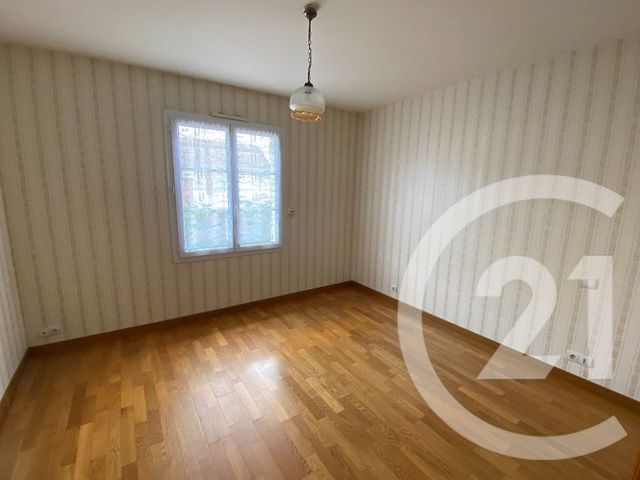 maison à louer - 5 pièces - 110.0 m2 - BROU - 28 - CENTRE - Century 21 Doussain Philippon Immobilier
