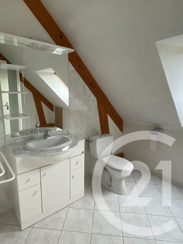 maison à louer - 5 pièces - 110.0 m2 - BROU - 28 - CENTRE - Century 21 Doussain Philippon Immobilier