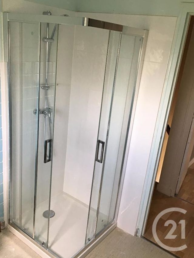 maison à louer - 3 pièces - 54.0 m2 - CHATEAUDUN - 28 - CENTRE - Century 21 Doussain Philippon Immobilier