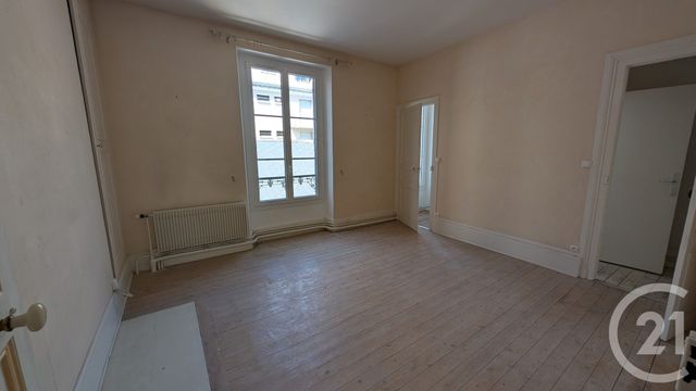 maison à louer - 5 pièces - 142.03 m2 - CHATEAUDUN - 28 - CENTRE - Century 21 Doussain Philippon Immobilier