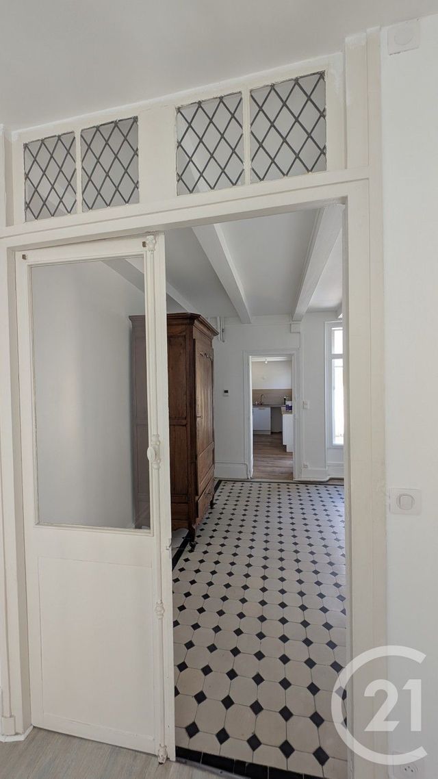 maison à louer - 5 pièces - 142.03 m2 - CHATEAUDUN - 28 - CENTRE - Century 21 Doussain Philippon Immobilier