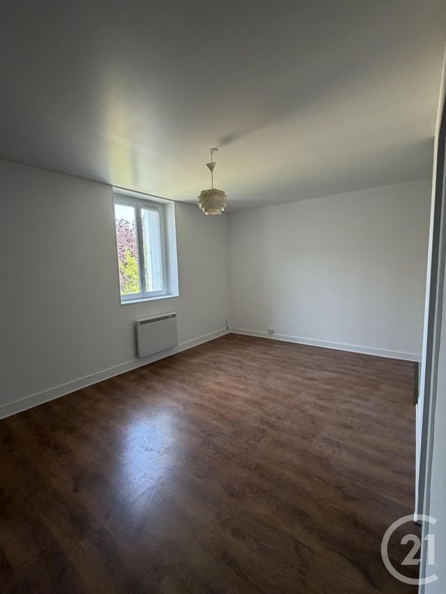 Appartement Studio à louer - 1 pièce - 25.3 m2 - CHATEAUDUN - 28 - CENTRE - Century 21 Doussain Philippon Immobilier