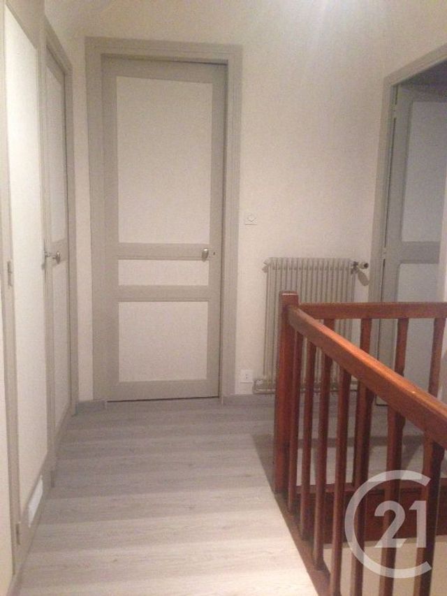 maison à louer - 4 pièces - 86.0 m2 - CLOYES SUR LE LOIR - 28 - CENTRE - Century 21 Doussain Philippon Immobilier