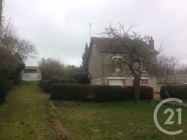 maison à louer - 4 pièces - 86.0 m2 - CLOYES SUR LE LOIR - 28 - CENTRE - Century 21 Doussain Philippon Immobilier
