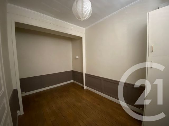 Appartement à louer - 3 pièces - 62.0 m2 - CHATEAUDUN - 28 - CENTRE - Century 21 Doussain Philippon Immobilier