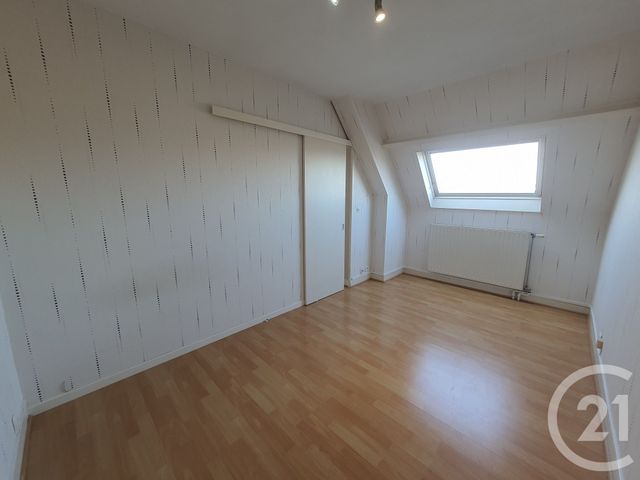 Appartement à louer - 2 pièces - 31.84 m2 - CHATEAUDUN - 28 - CENTRE - Century 21 Doussain Philippon Immobilier