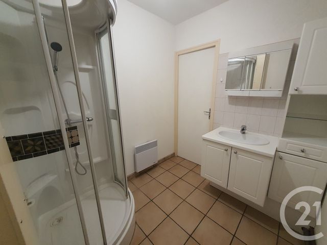 Appartement à louer - 2 pièces - 40.56 m2 - BONNEVAL - 28 - CENTRE - Century 21 Doussain Philippon Immobilier