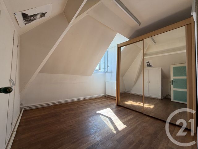 Appartement à vendre - 2 pièces - 37.67 m2 - CHATEAUDUN - 28 - CENTRE - Century 21 Doussain Philippon Immobilier