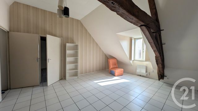 Appartement F2 à louer - 2 pièces - 45.0 m2 - CHATEAUDUN - 28 - CENTRE - Century 21 Doussain Philippon Immobilier